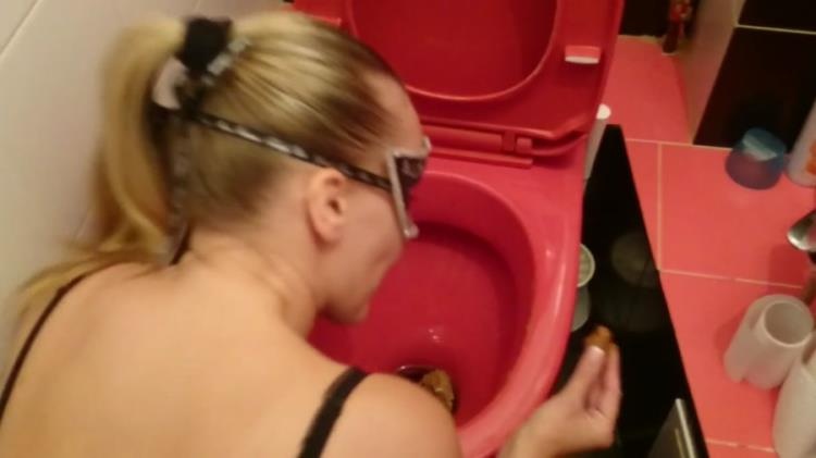 Lesbians Licking Toilet - Porn Videos Online Im licking a dirty toilet - Brown wife (2021 | HD)