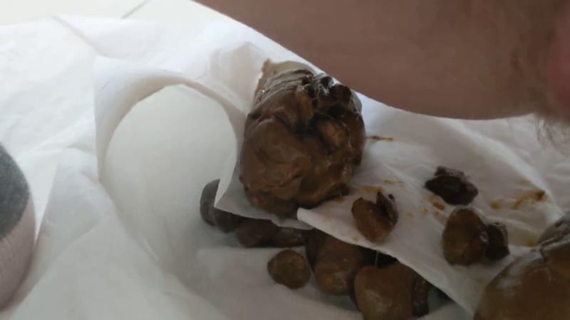 EXTREME CLOSE UPS of my turds - PooGirlSofia (2025 | FullHD)