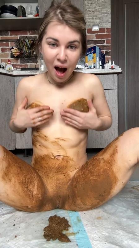 Dirty pantyhose and body - Misty Phoenix (2026 | SD)