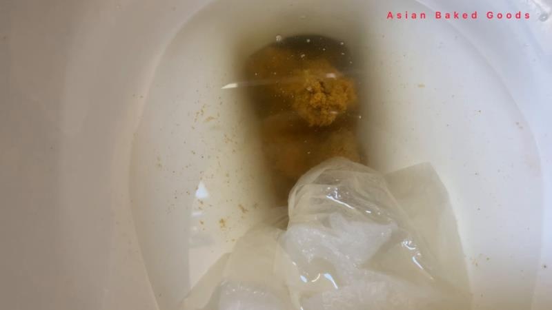 Shit pee moan on the toilet (2026 | FullHD)
