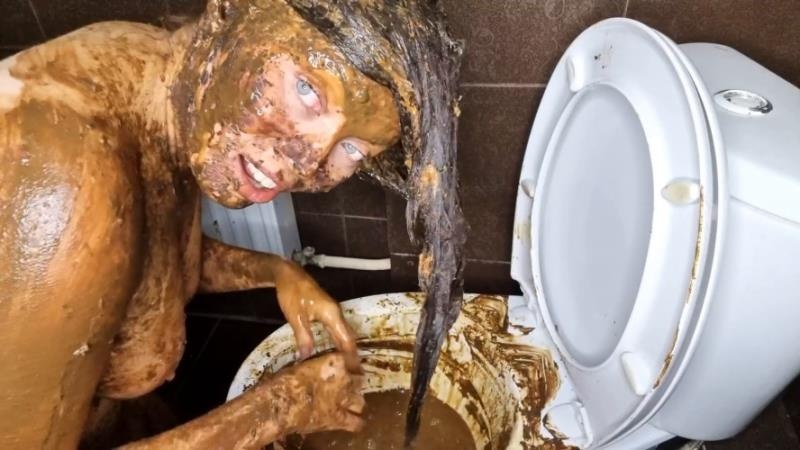DINNER IN AN ABANDONED RESTAURANT OR SHIT 5 WITH 17 PILES OF SHI - Scatlina (2026 | FullHD)