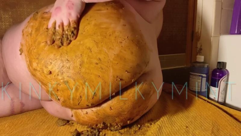 Huge Ass Covered in Shit - KinkyMilkyMint (2026 | HD)