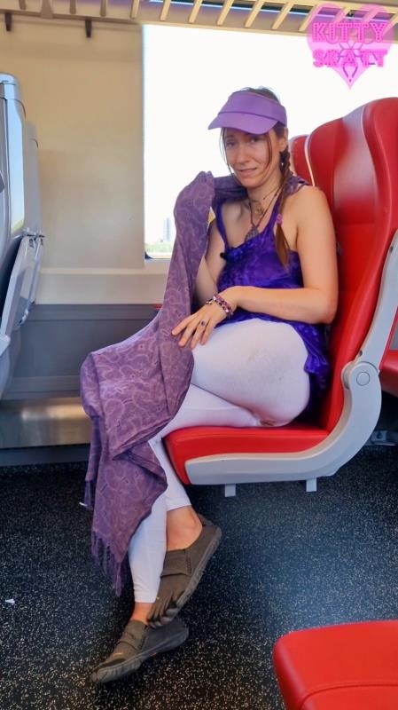 Public Crowded Train Shit in White Leggings - Kitty Skatt (2026 | SD)